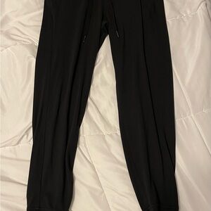 SOLD Lululemon Black Jogger Pants size 4